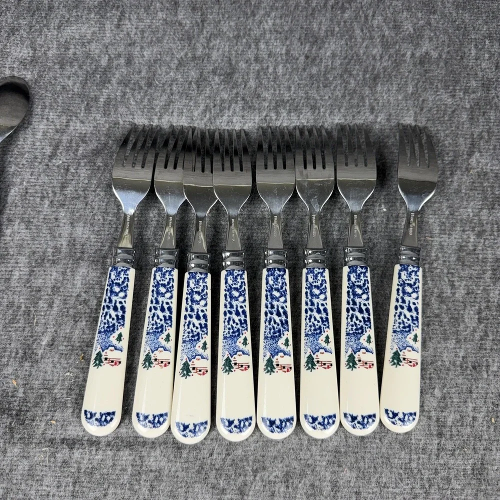 Christmas Snow Flatware Set 40 Piece Service For 8 Ceramic Stainless Handles